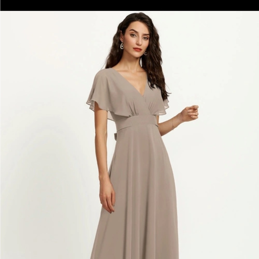 JJ House Elegant Dress. Very pretty!